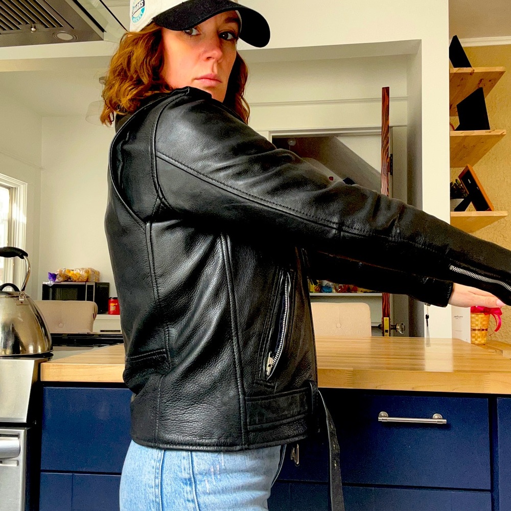 Leather jacket - Picture 4 of 9
